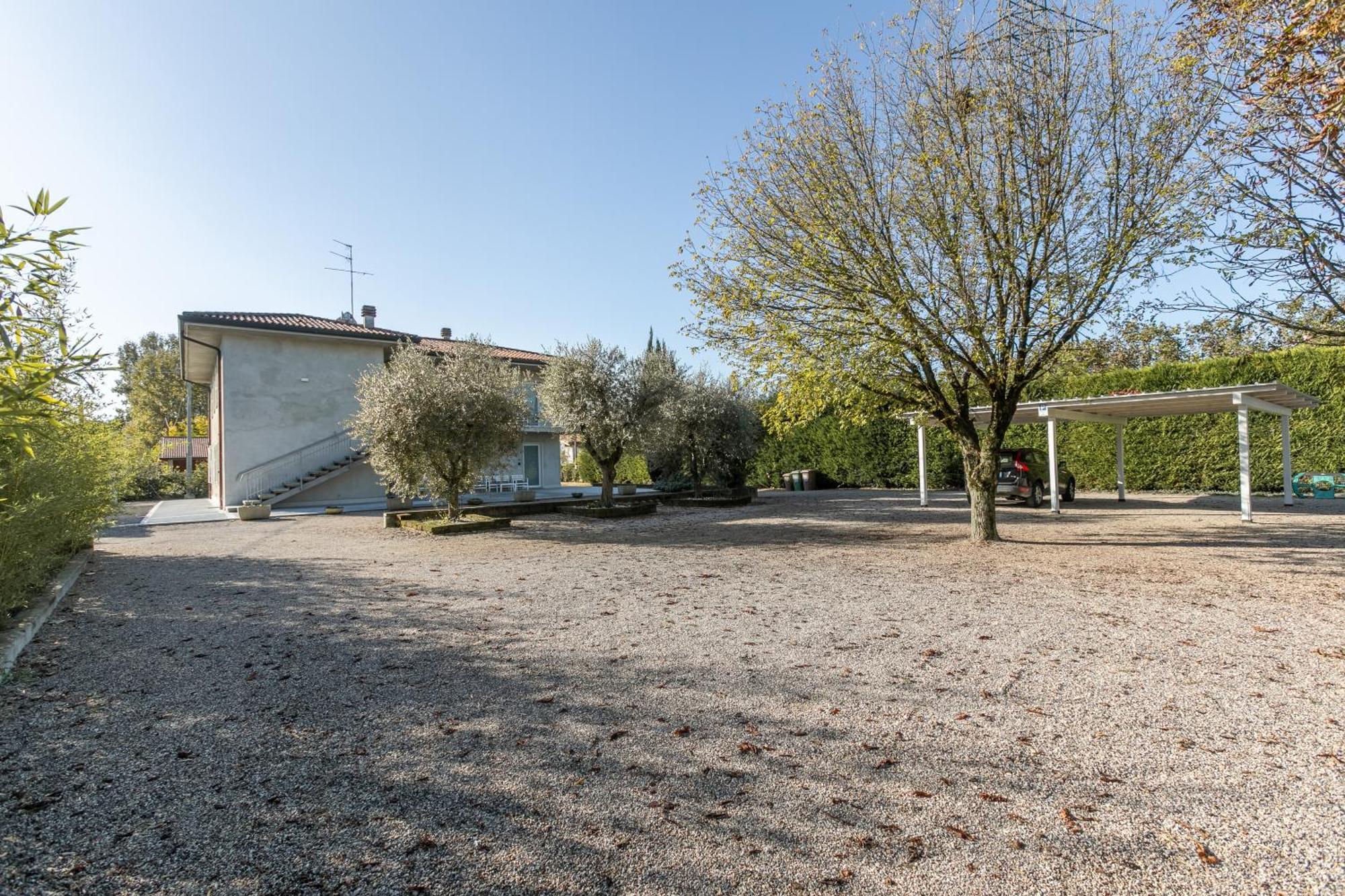 Blu Sky Garda Lägenhet Castelnuovo del Garda Exteriör bild
